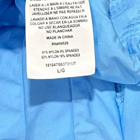 BECCA Women's Standard Prima Twist One Piece Swimsuit, Plunge Neck, Cuto… - Picture 6 of 10